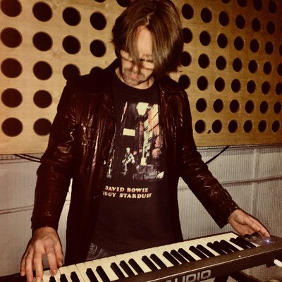 Profile Picture of Paris Alexander (@Pari5Alexander) on Twitter