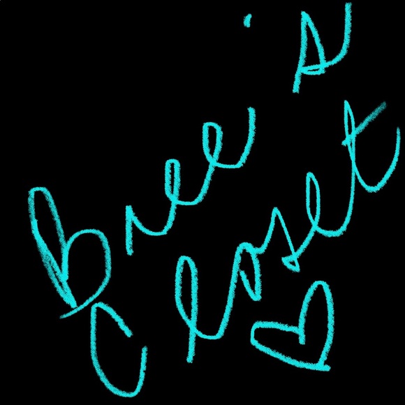 Profile Picture of Bree Martinez (@bree_cuhz) on Poshmark