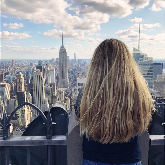 Profile Picture of Brooke Giaccone (@brookegiaccone) on Poshmark