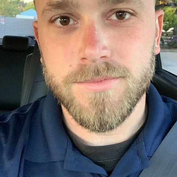 Profile Picture of Dylan Shackley (@dshackley28) on Poshmark