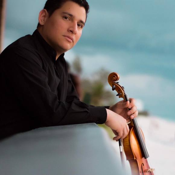 Profile Picture of Mario Zelaya (@mariozelayartz) on Poshmark