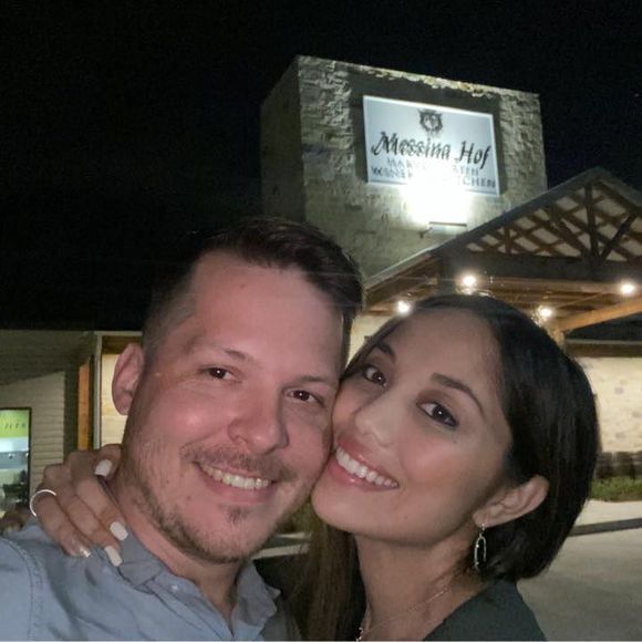 Profile Picture of Carlen Rosson (@carlen_r) on Poshmark