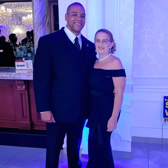 Profile Picture of Jeannie Torres-walton (@jwalton2002) on Poshmark