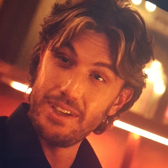 Profile Picture of Corey Thomas (@corz440) on Poshmark