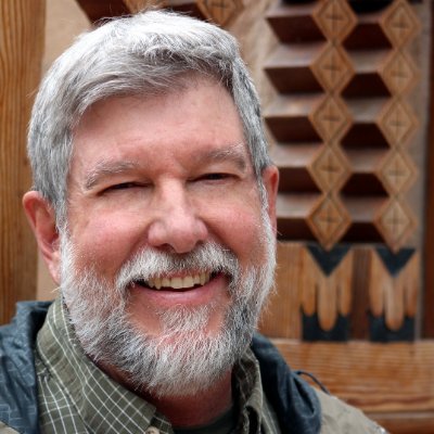 Profile Picture of Ranger Dave (@ticketyzoo) on Twitter