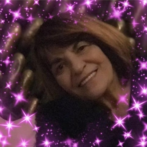 Profile Picture of Marie Gilleece (@mariegilleece) on Poshmark