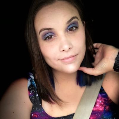 Profile Picture of Jessica 💗💜💙 (@JessMajors92) on Twitter