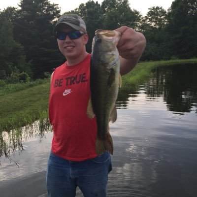 Profile Picture of Andrew Schwab (@aschwab2215) on Twitter