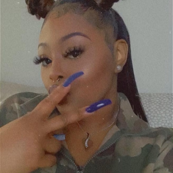 Profile Picture of Cray Crayy (@badd_chick314) on Poshmark