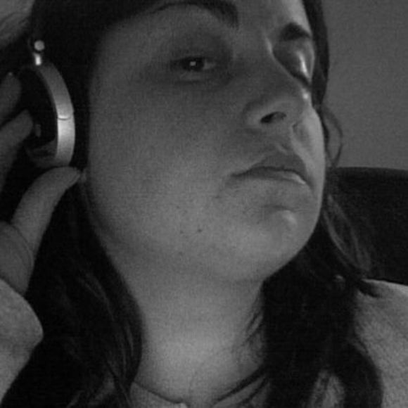 Profile Picture of Leah Brier (@olpeace1) on Poshmark