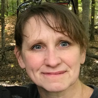 Profile Picture of Laurie Sinclair (@sinclairla814) on Twitter