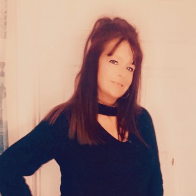 Profile Picture of Lori McCabe (@LoriMcCabe16) on Twitter