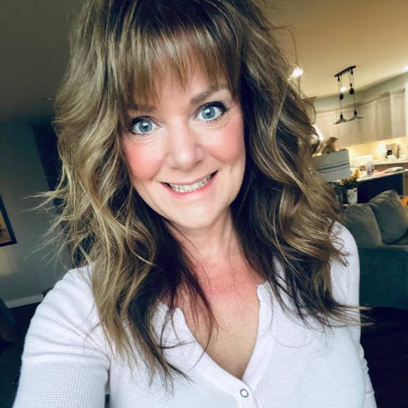 Profile Picture of Gina Cochenour (@ginaco2006) on Poshmark