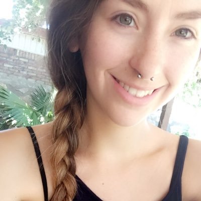 Profile Picture of Maggie Swift (@magzloveswhales) on Twitter