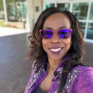 Profile Picture of Shirley Hayden (@shirley.hayden) on Instagram