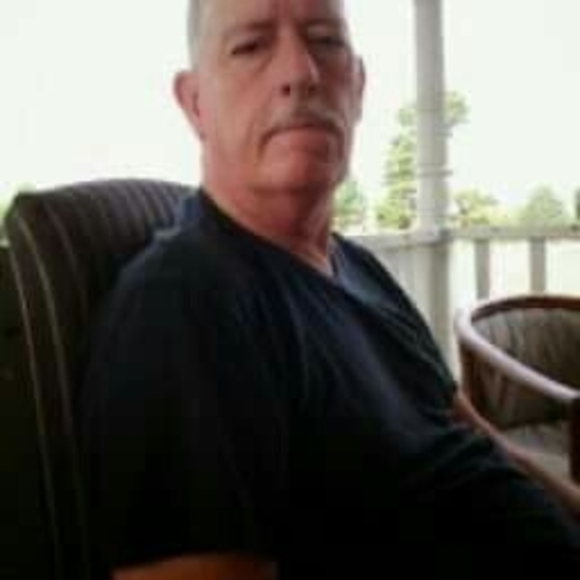 Profile Picture of James Crane (@jrcrane99) on Poshmark