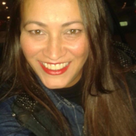 Profile Picture of Mina Ryan (@lara4u) on Poshmark