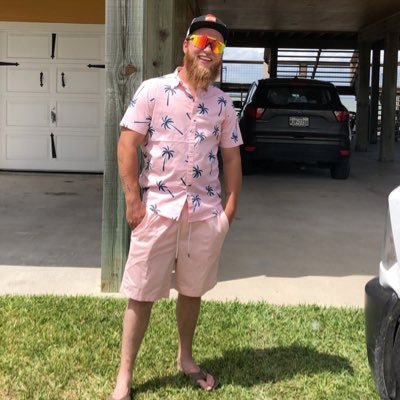 Profile Picture of Noah W. Hansen (@DontNoahDamThin) on Twitter