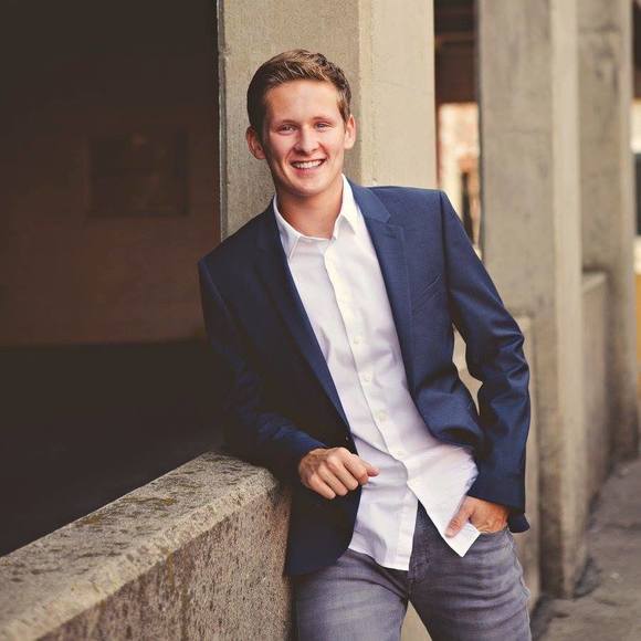Profile Picture of Seth Cramer (@sethcramer) on Poshmark