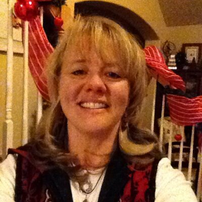 Profile Picture of Toni Pickett (@pickett_toni) on Twitter