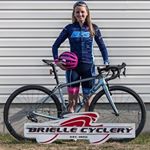 Profile Picture of Erin Healy (@heals.on.wheels) on Instagram