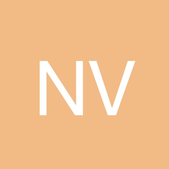 Profile Picture of Nicole Verdugo (@nicoleverdug858) on Poshmark