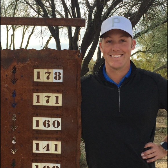 Profile Picture of Daniel Campbell (@danielcampbe368) on Poshmark