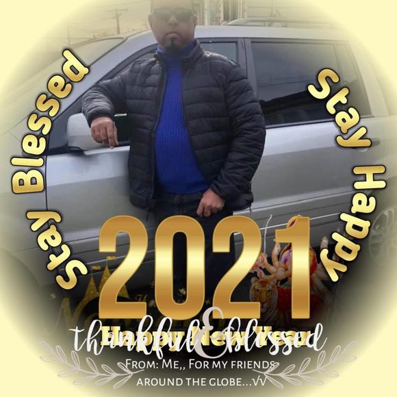 Profile Picture of Suresh Angad (@sureshangad) on Poshmark