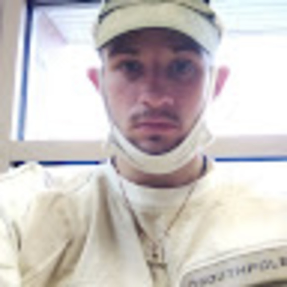 Profile Picture of Dustin Adkins (@adkinsdustin85) on Poshmark