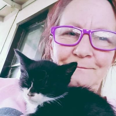 Profile Picture of Betty Odom (@BettyOd58484150) on Twitter