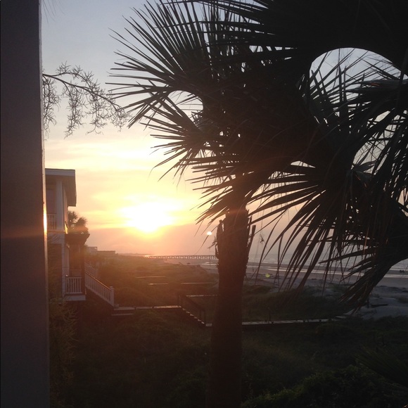 Profile Picture of Annabelle Hayes (@abellehayes11) on Poshmark