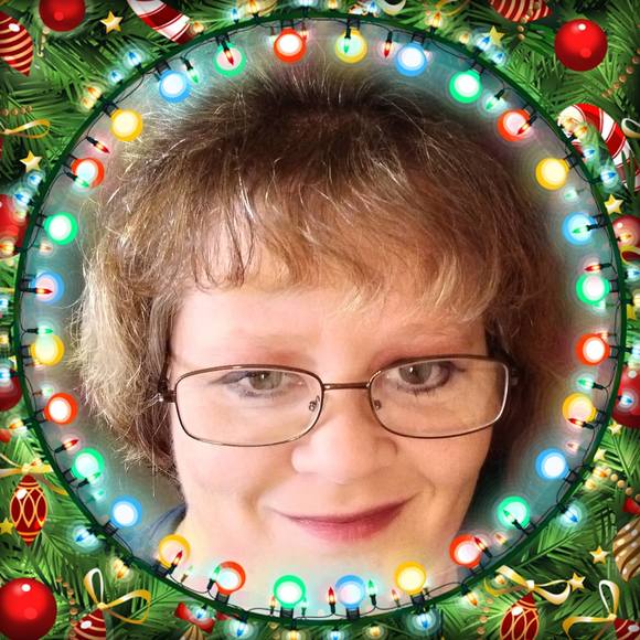 Profile Picture of Crystal Sullivan-scroggins (@cdscroggins1) on Poshmark