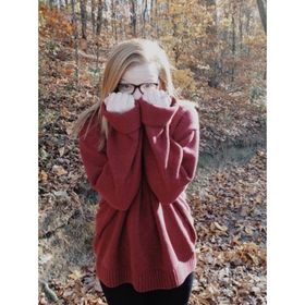 Profile Picture of Chloe Jarvis (@chloejarvis99) on Pinterest