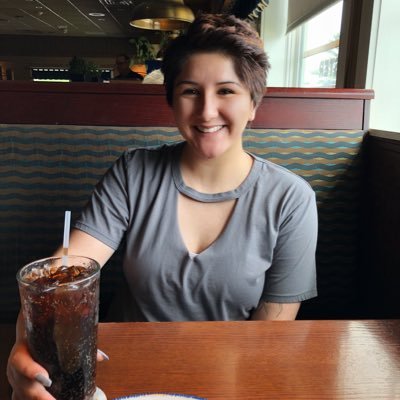 Profile Picture of Whitney Morrow (@muffinn_topp) on Twitter