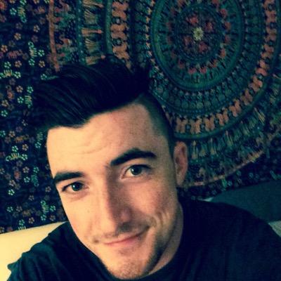 Profile Picture of Robert (@HitchnerRobert) on Twitter