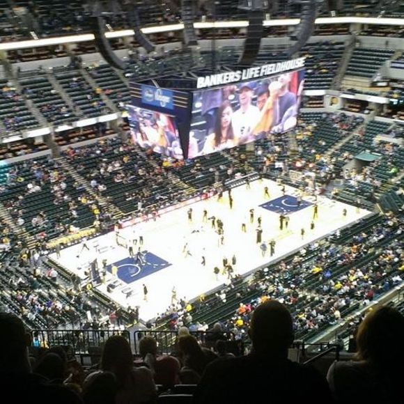 Christian Coffey - Poshmark Profile Picture of Christian Coffey (@christiancoffey) on Poshmark