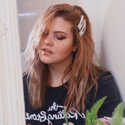 Profile Picture of Deni Vevurka (@DeniVevurkova) on Twitter
