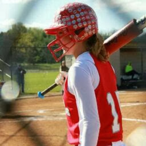 Profile Picture of Whitney Barber (@whitneybarbe675) on Poshmark