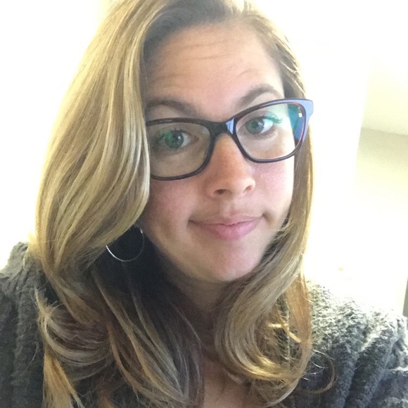 Kristy Caisse - Poshmark Profile Picture of Kristy Caisse (@caisse1228) on Poshmark