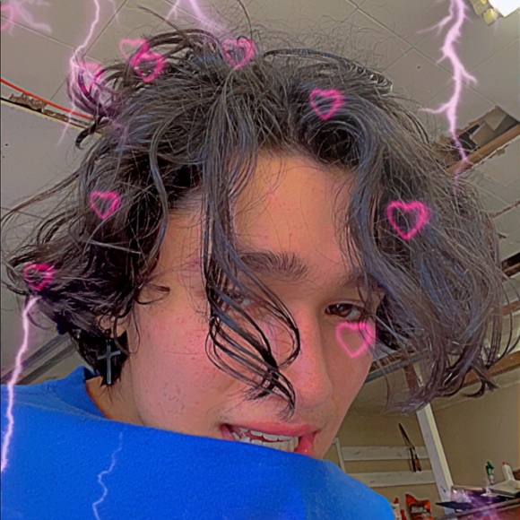 Profile Picture of David Hammond (@dhammond298) on Poshmark