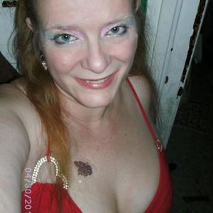 Profile Picture of Carol Hull (@carolinamamasita) on Myspace