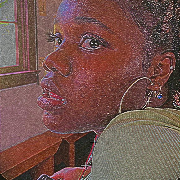 Profile Picture of Iris Pratt (@pratti7566) on Poshmark