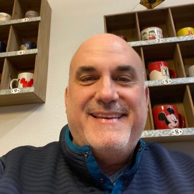 Profile Picture of Mickey Howell (@MSH6425) on Twitter