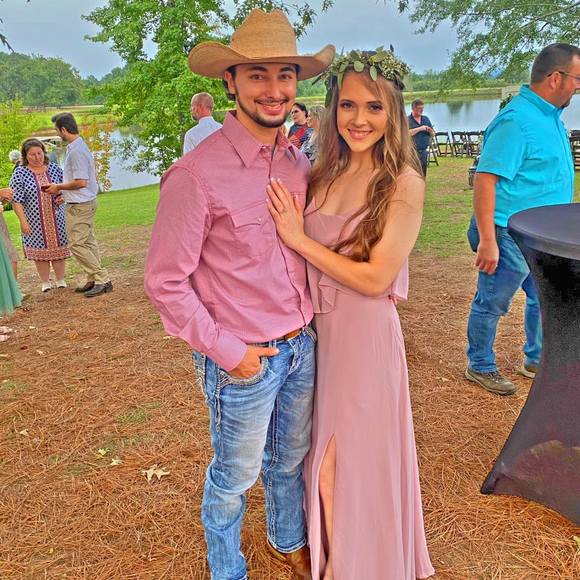 Profile Picture of Hunter Colley (@huntercolley) on Poshmark