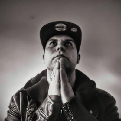 Profile Picture of Johnny Trash (@LegendzJonathan) on Twitter