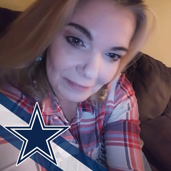 Profile Picture of Susie pruitt Williams (@mamasusie) on Poshmark
