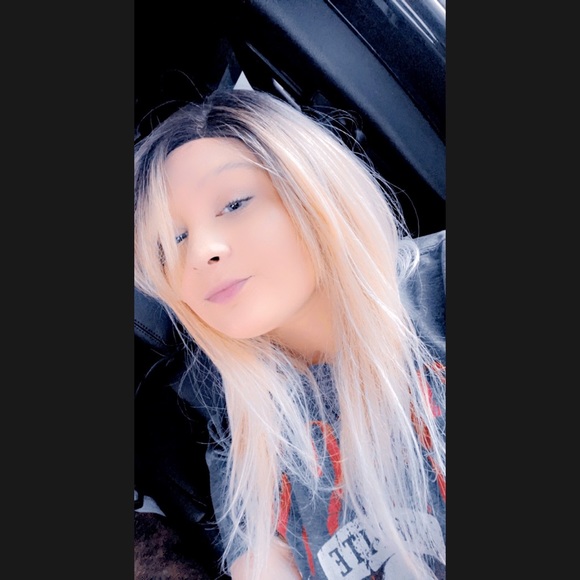 Profile Picture of Lexy Neal (@lexy_1502) on Poshmark