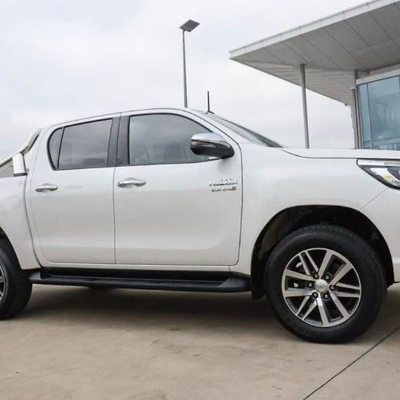 Profile Picture of Bayarbaatar Bayanyam (@bayarbaatarb) on Poshmark