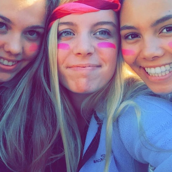 Profile Picture of Sophia Bacino (@sbacino2019) on Poshmark