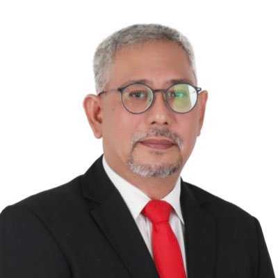 Profile Picture of Rex J. Crystal (@RexCrystal) on Twitter